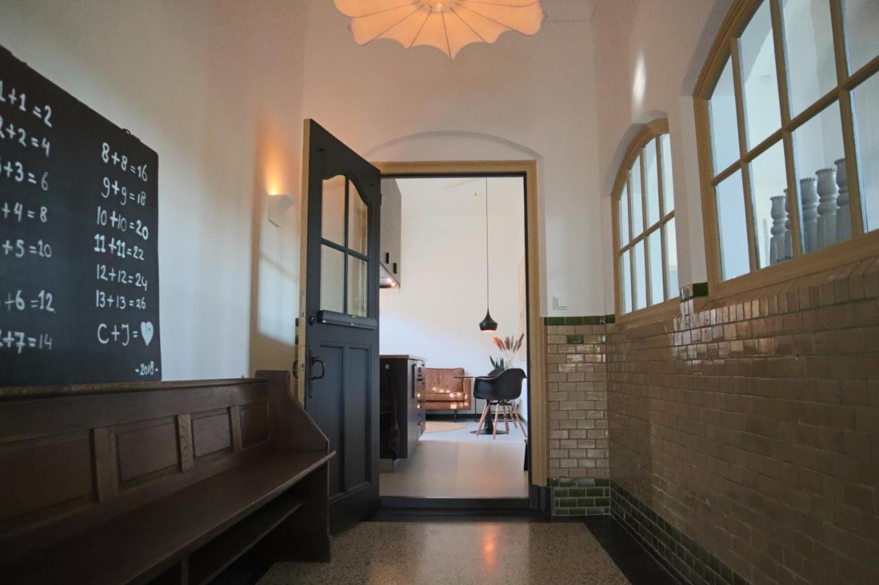Overnachten In De Oude West-Indieschool Энсхеде Экстерьер фото